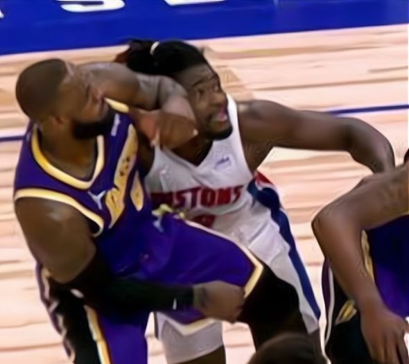 被驱逐后续,多方为詹姆斯辩护,受到对手的保护,或被禁赛两场!休闲区蓝鸢梦想 - Www.slyday.coM