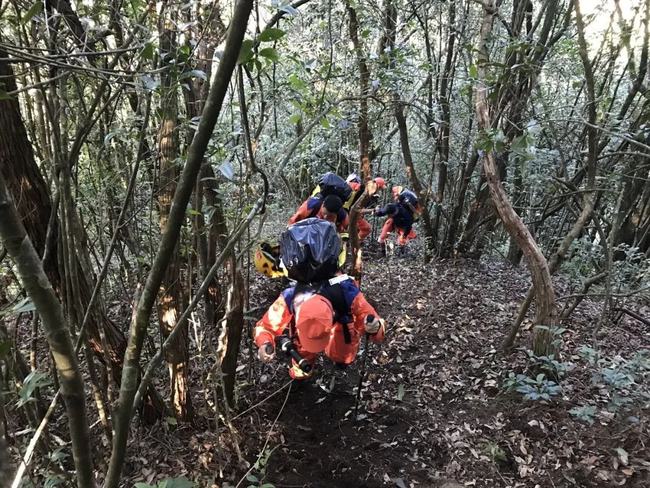 哀牢山究竟有多危险？为何科技如此发达，人还会走丢？休闲区蓝鸢梦想 - Www.slyday.coM