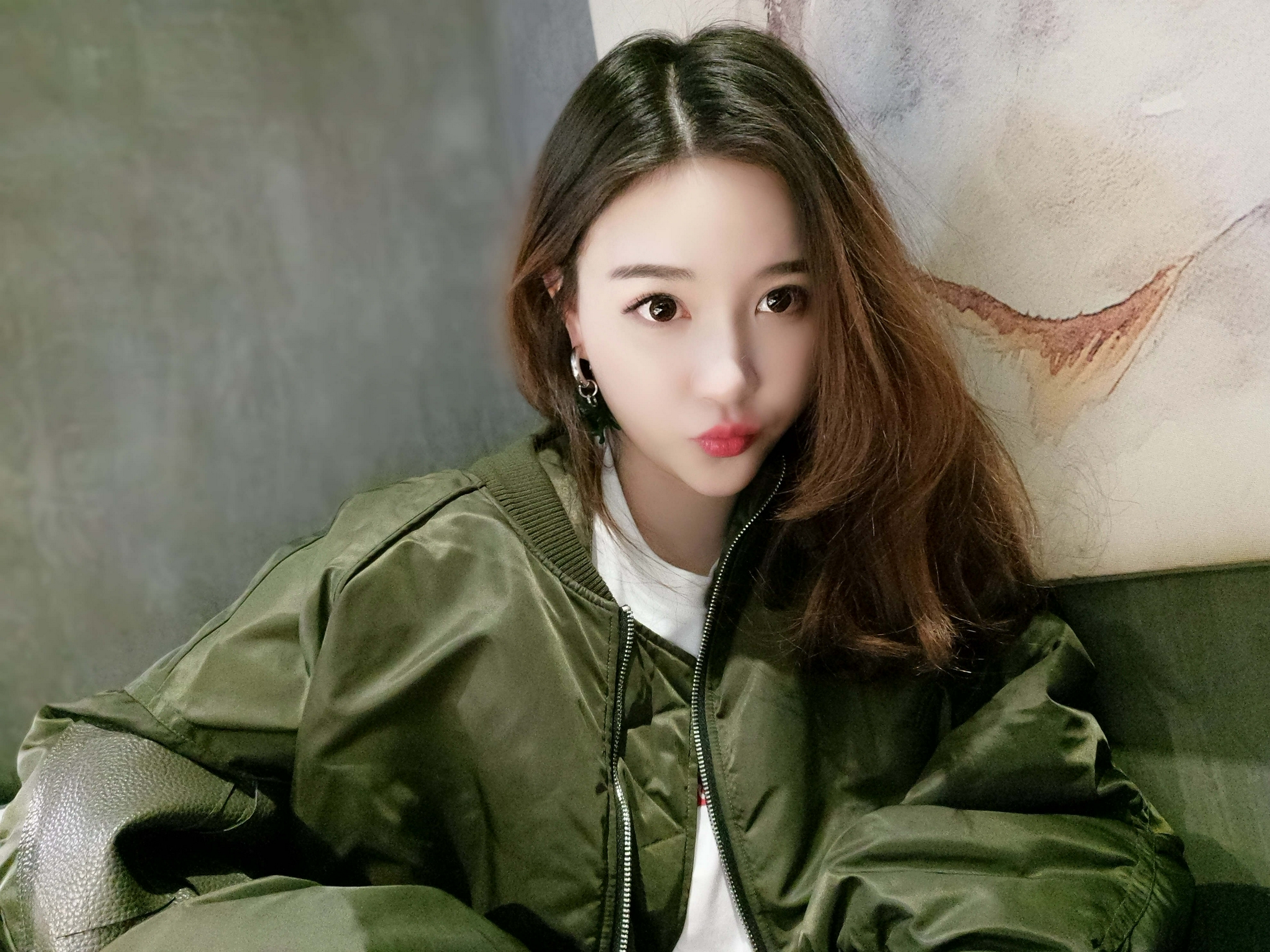 网红雪梨"红与黑":年入30亿还钻空子,有钱真能为所欲为?