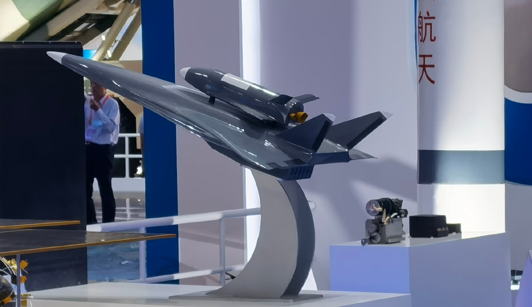 英媒炒作中国高超音速战机5马赫发射导弹