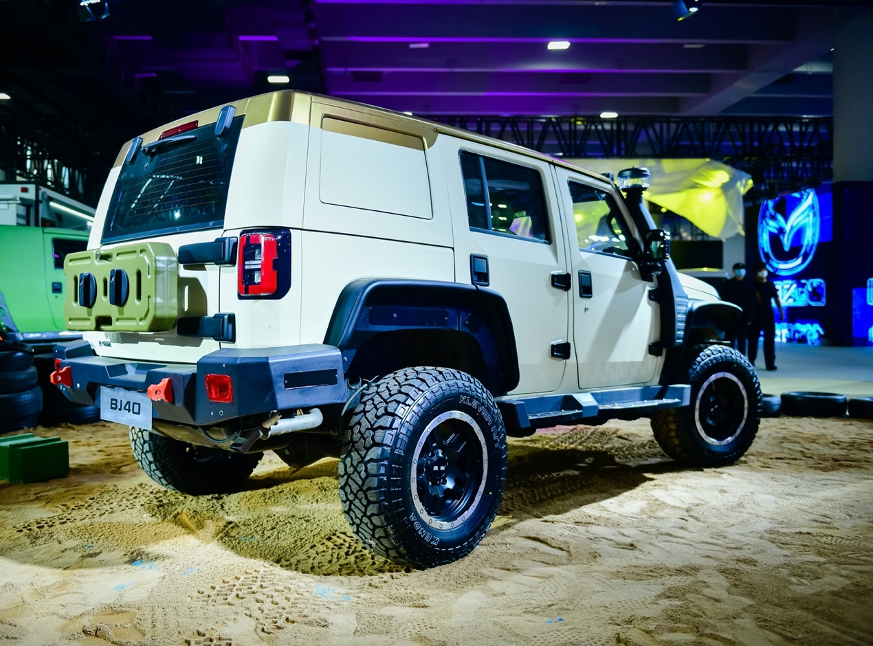 沙漠玩家的专属bj40让越野变得乐趣无穷