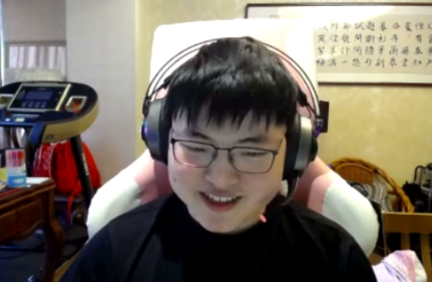 Uzi回应近期的复出传言：一个两年没打比赛的人，去哪支队都不配休闲区蓝鸢梦想 - Www.slyday.coM