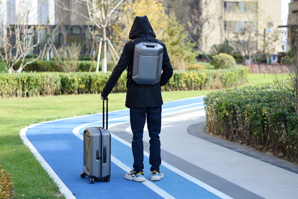 出差旅行必备!箱包合二为一,小米有品上架新品旅行箱
