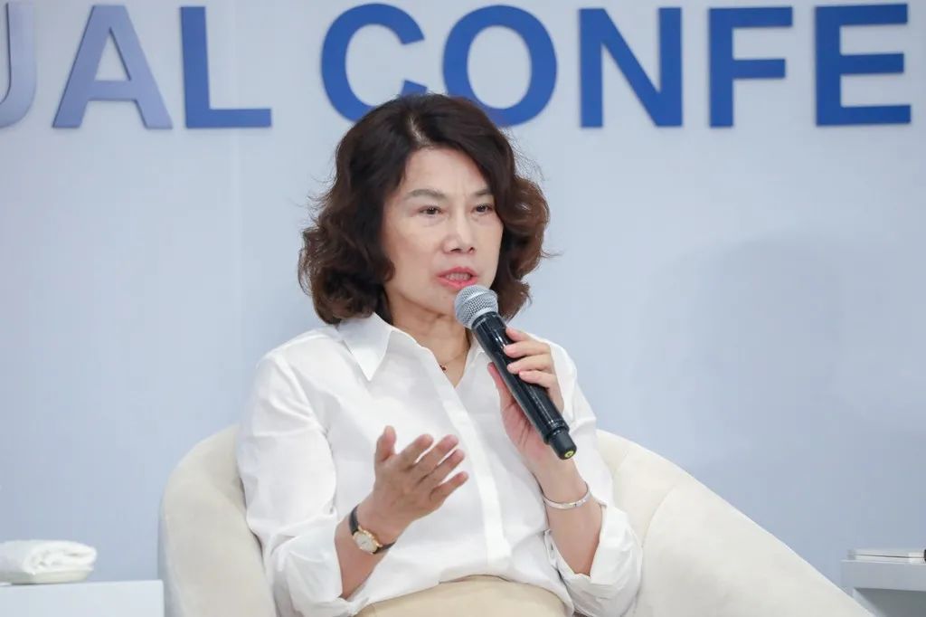 格力何时实行周末双休？董明珠回应：社会需要时，要放下自我休闲区蓝鸢梦想 - Www.slyday.coM