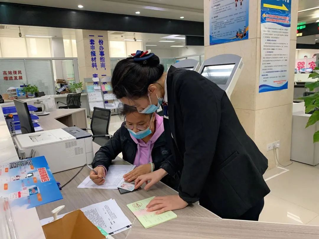 人民网点赞崇左市优化营商的两项做法休闲区蓝鸢梦想 - Www.slyday.coM