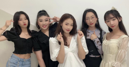 00后非遗创作者崭露头角，上戏女生在宿舍唱京剧戏腔抖音获赞破2000万休闲区蓝鸢梦想 - Www.slyday.coM