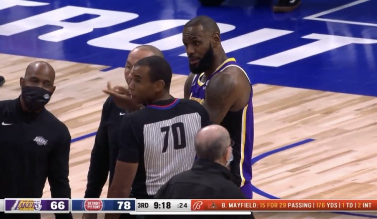 回顾休闲区蓝鸢梦想 - Www.slyday.coM