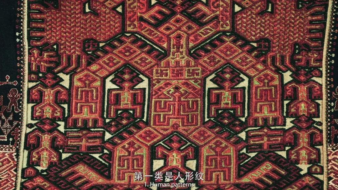 高泽强:"黎族的非常多的文化都反映到黎锦上了,特别是黎族的花纹图案