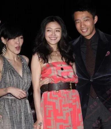 大s汪小菲离婚是因为不爱吗?结婚离婚都是为了追求幸福休闲区蓝鸢梦想 - Www.slyday.coM 大s汪小菲离婚是因为不爱吗?结婚离婚都是为了追求幸福休闲区蓝鸢梦想 - Www.slyday.coM