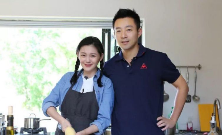 汪小菲点赞“舔狗终究被抛弃”的文案,疑暗示自己是被大S抛弃?休闲区蓝鸢梦想 - Www.slyday.coM 汪小菲点赞“舔狗终究被抛弃”的文案,疑暗示自己是被大S抛弃?休闲区蓝鸢梦想 - Www.slyday.coM