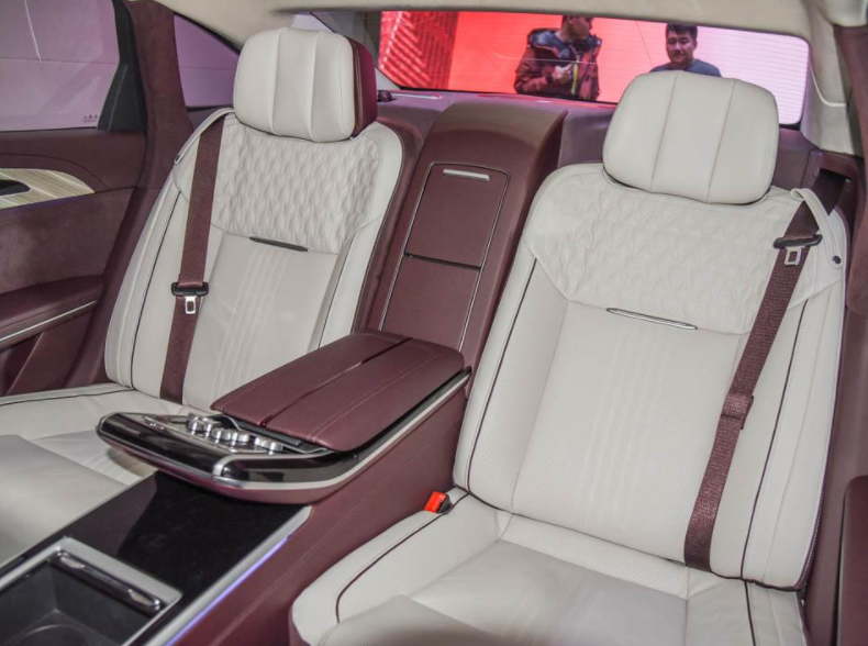 2022款红旗h9购车手册起售3098万元是否值得入手