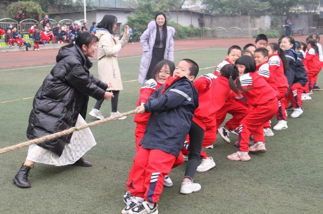 重庆天宝实验学校华岩分校举行主题运动会