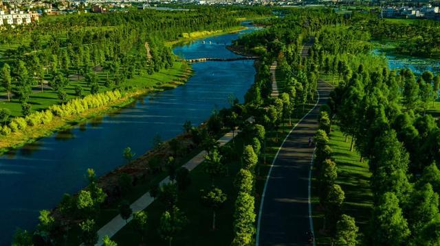 融创九熙府宜居吗甸溪河湿地公园旁重启弥勒人居理想