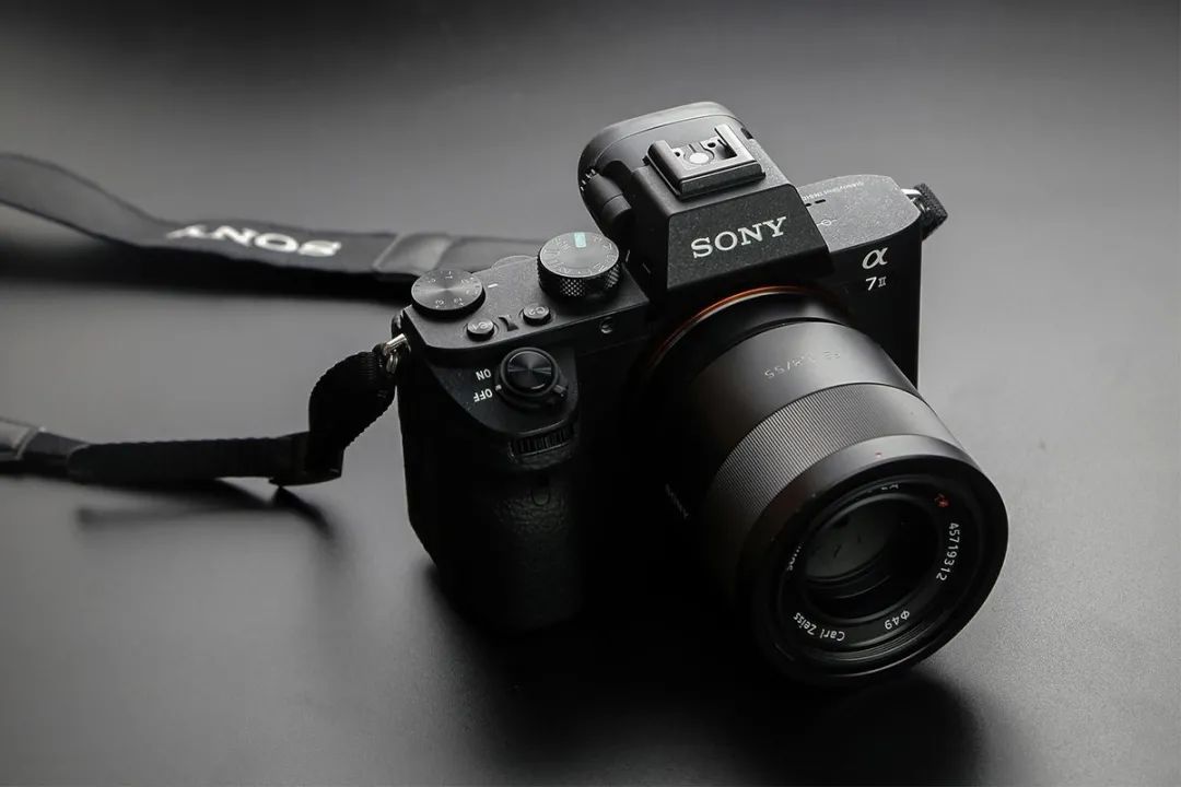 供货吃紧,索尼a6100等三款相机停产,现在还有哪些可选机型?