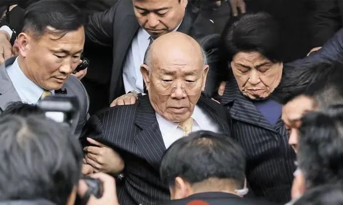 韩国前总统在私宅中去世休闲区蓝鸢梦想 - Www.slyday.coM