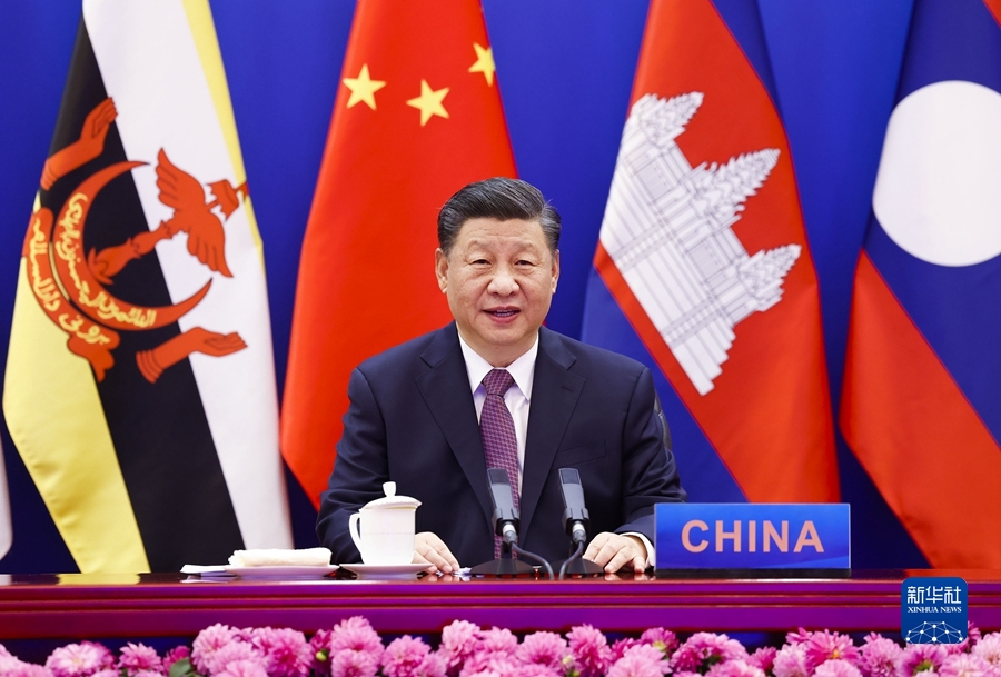 11月22日上午，国家主席习近平在北京以视频方式出席并主持中国—东盟建立对话关系30周年纪念峰会，发表题为《命运与共 共建家园》的重要讲话。中国东盟正式宣布建立中国东盟全面战略伙伴关系。新华社记者 黄敬文 摄