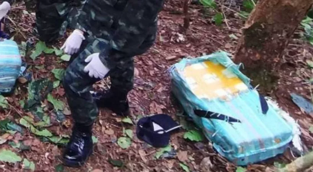 泰国军方与毒贩在边境激烈交火,20分钟打死6人休闲区蓝鸢梦想 - Www.slyday.coM 泰国军方与毒贩在边境激烈交火,20分钟打死6人休闲区蓝鸢梦想 - Www.slyday.coM