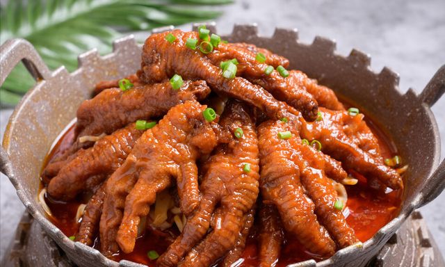 做虎皮鸡爪,要想酥烂脱骨又入味,个个起虎皮,关键1步要牢记休闲区蓝鸢梦想 - Www.slyday.coM