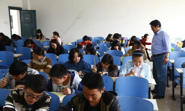 北科大女老师“撞脸”明星,集美貌与才华于一身,学生抢着来蹭课休闲区蓝鸢梦想 - Www.slyday.coM 北科大女老师“撞脸”明星,集美貌与才华于一身,学生抢着来蹭课休闲区蓝鸢梦想 - Www.slyday.coM