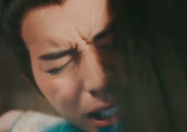 斛珠夫人：缇兰难产而死,帝旭得知紫簪才是替身时,后悔地痛哭休闲区蓝鸢梦想 - Www.slyday.coM