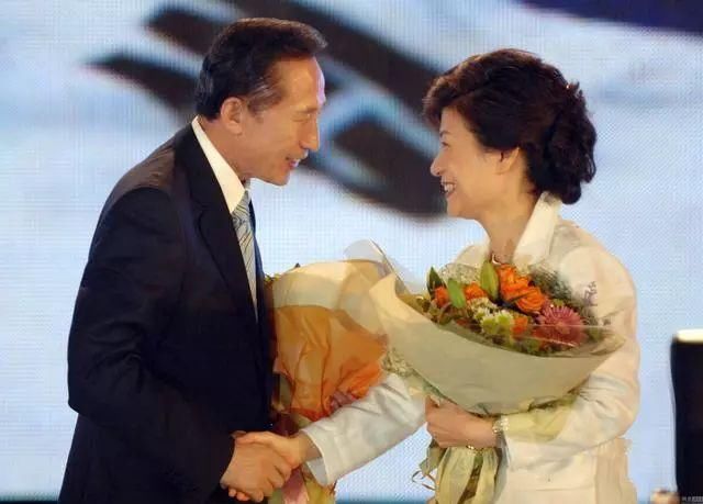 卢泰愚和全斗焕去世朴槿惠和李明博还好吗