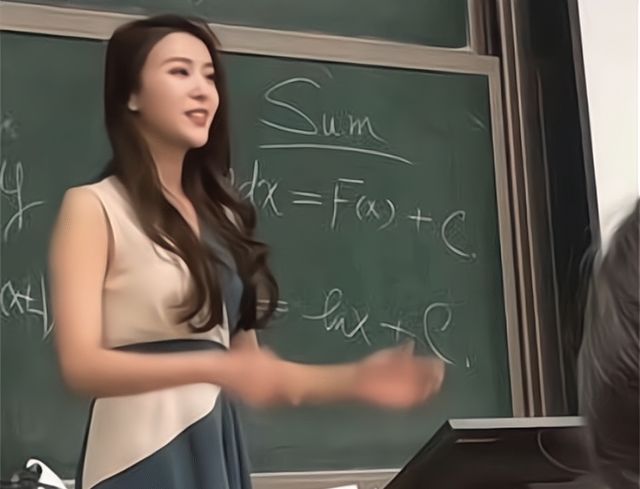 北科大女老师“撞脸”明星,集美貌与才华于一身,学生抢着来蹭课休闲区蓝鸢梦想 - Www.slyday.coM 北科大女老师“撞脸”明星,集美貌与才华于一身,学生抢着来蹭课休闲区蓝鸢梦想 - Www.slyday.coM