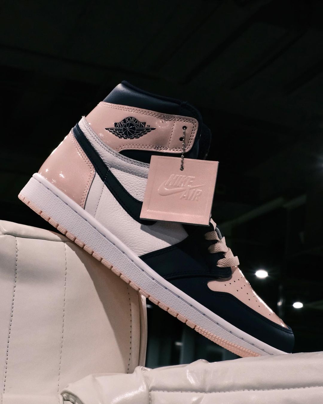 万元脏粉平替全新airjordan1发售日期曝光