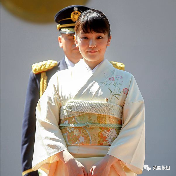 真子公主赴美生活曝光！颜值猛增开心逛街，废物丈夫只是跳板？|日本_新浪新闻