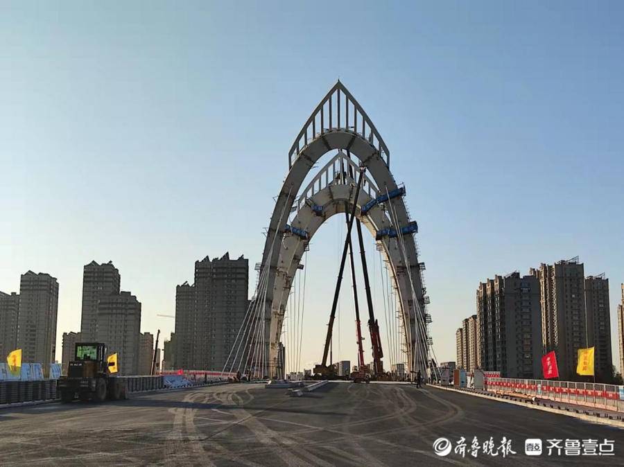 路面盖棉被保暖寒风中探访聊城市兴华路跨徒骇河大桥最新容颜