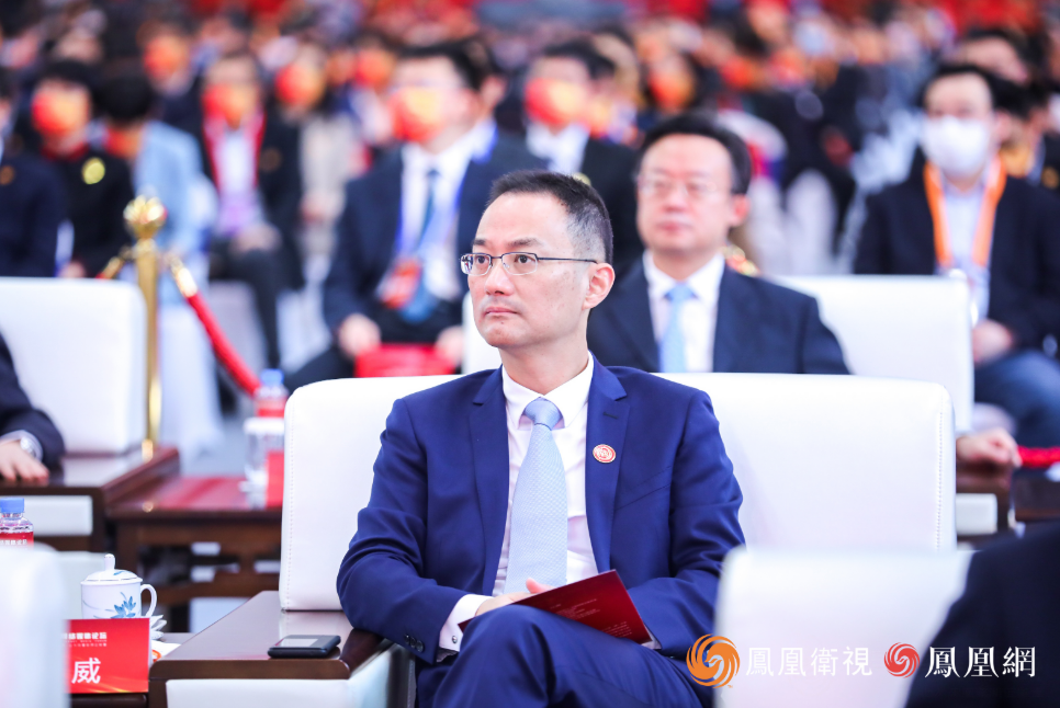 徐威:凤凰要在国际资讯的海洋里注入更多中国流量|凤凰卫视|凤凰|徐威