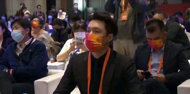 网络诚信宣传大使张艺兴谈网络暴力,工作室做法成明星维权典范休闲区蓝鸢梦想 - Www.slyday.coM