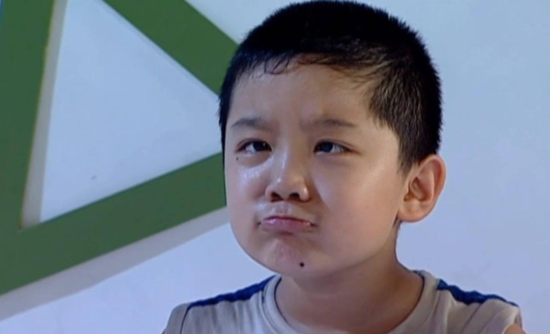 因为3岁半的时候,他就凭借一个广告被人熟识.