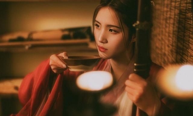 《剑来》李宝瓶:小师叔没空喝的酒,没空走的江湖路,我来替他__财经