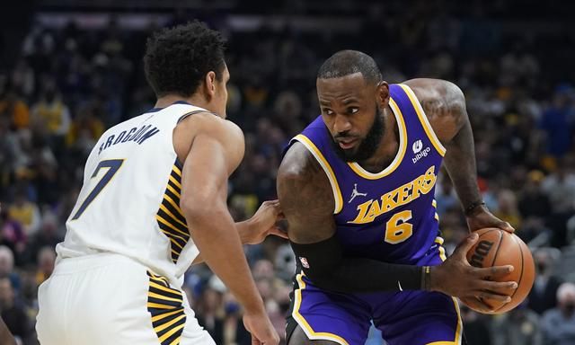 胜率重回50%!詹姆斯39分加时两记致命三分 湖人2胜3负结束5连客休闲区蓝鸢梦想 - Www.slyday.coM