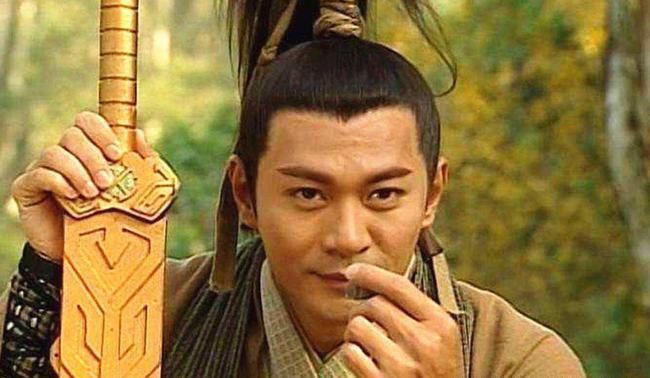 吕不韦是秦始皇的生父吗？为何秦始皇长大后，非要杀了吕不韦休闲区蓝鸢梦想 - Www.slyday.coM