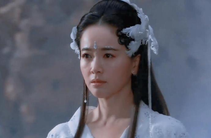 07,黄圣依:2011年《白蛇传说》2010年杨子"巨力"正式上市,黄圣依出任