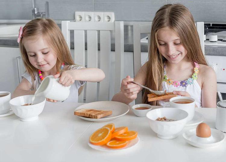 除了白粥另外两类早餐也不适合给小学生吃没啥营养还耽误娃发育