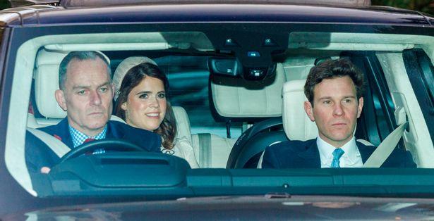 英女王再次露面，出席曾孙的受洗仪式，皇室洗礼细节被爆出休闲区蓝鸢梦想 - Www.slyday.coM