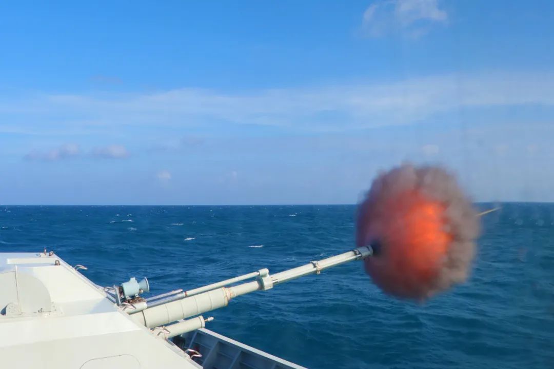 南部战区三舰齐发