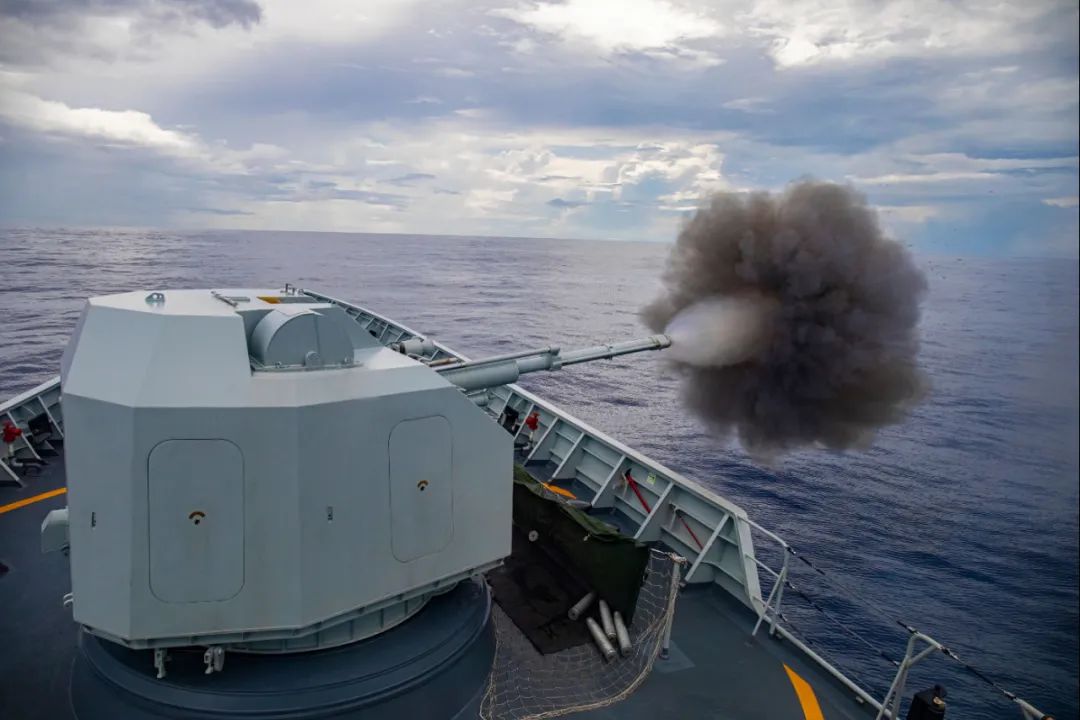 南部战区三舰齐发