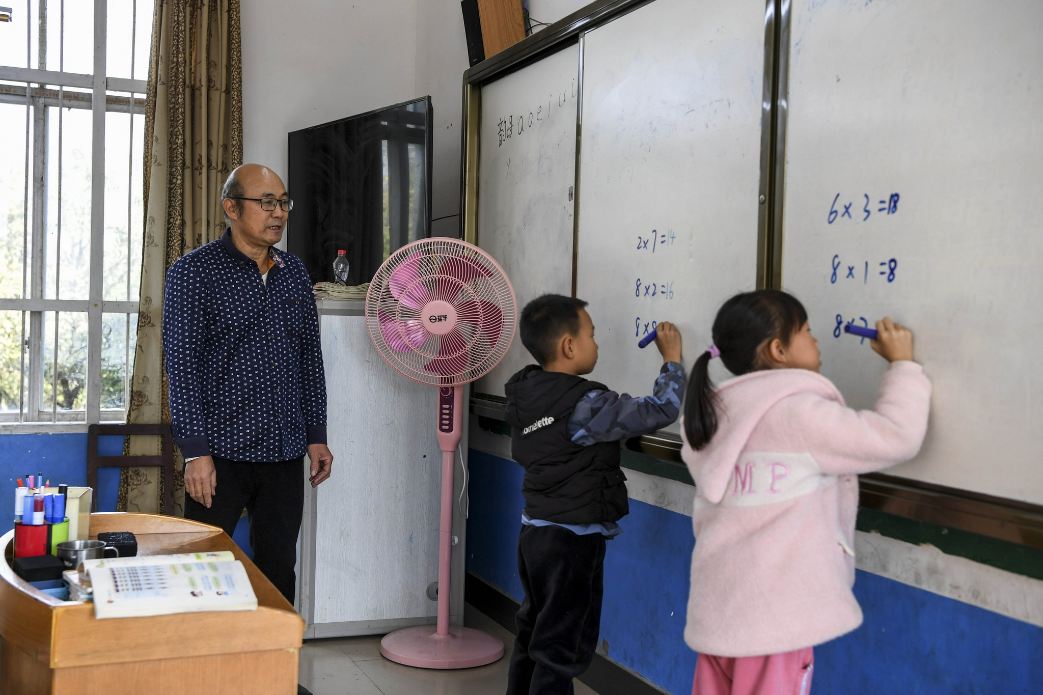 乡村教师"兄弟档"