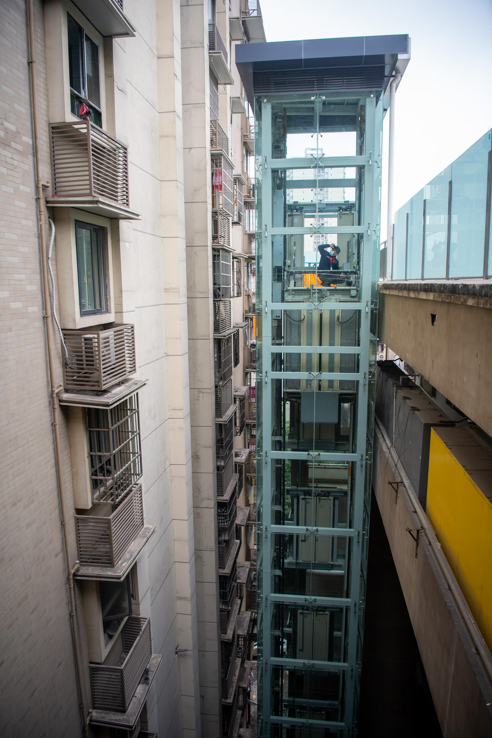 老居民区有了阳光电梯