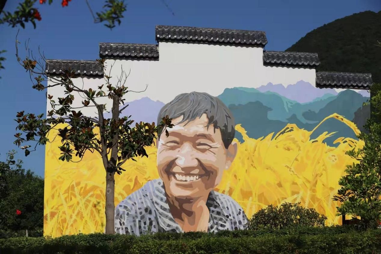 蔡家坡村文化墙(央广网发 资料图)