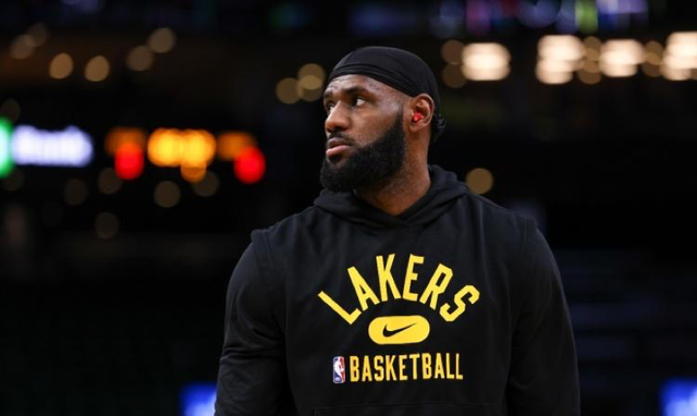 詹姆斯首次回应肘击斯图尔特：驱逐是应该的，但禁赛完全没有必要休闲区蓝鸢梦想 - Www.slyday.coM