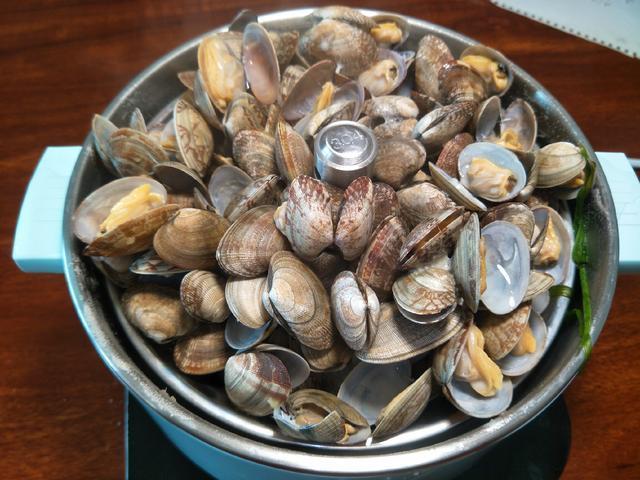 煮花甲是冷水下锅还是热水下锅