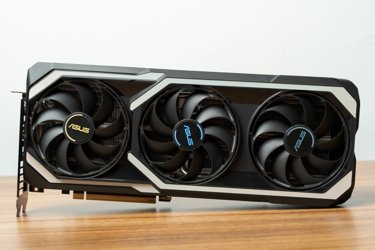 可以放心买的3070显卡,华硕巨齿鲨rtx3070-o8g体验__财经头条