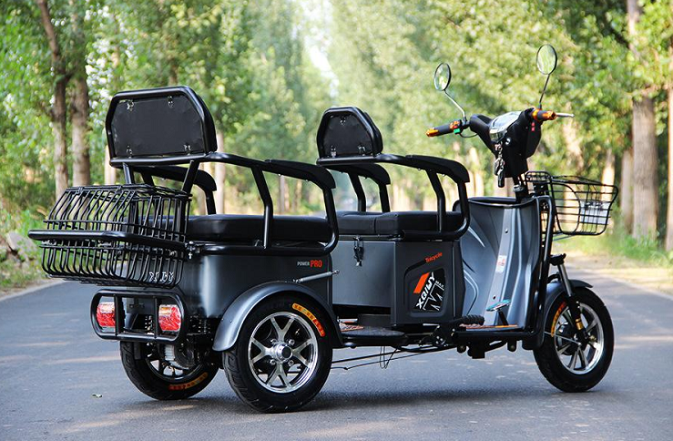 休闲三轮车为什么受老年人欢迎,有哪些优点,要驾照吗?有答案了