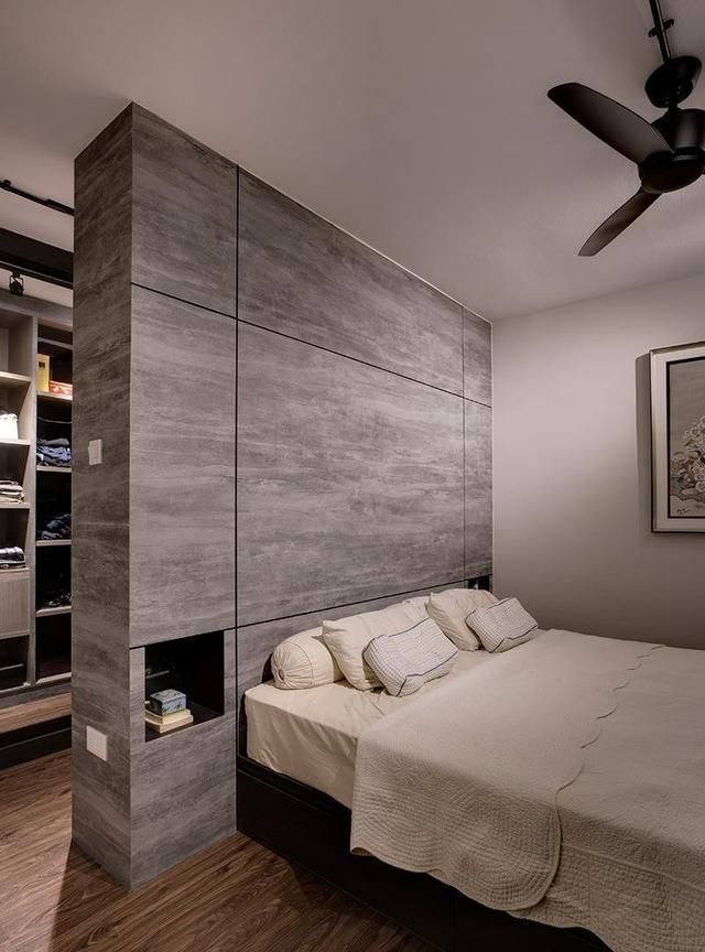 如今再看床头还是不靠墙好背后设高柜收纳足使用方便