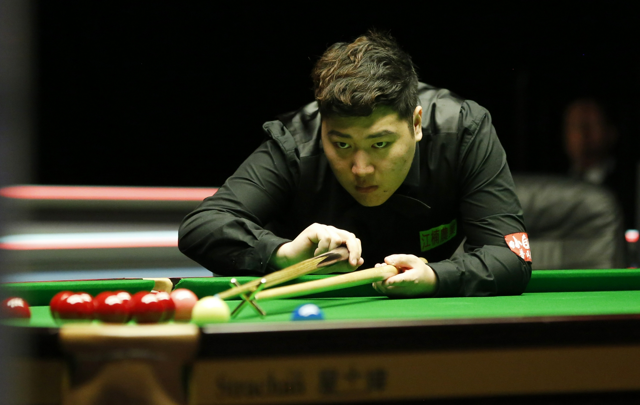 斯诺克英锦赛颜丙涛首轮晋级