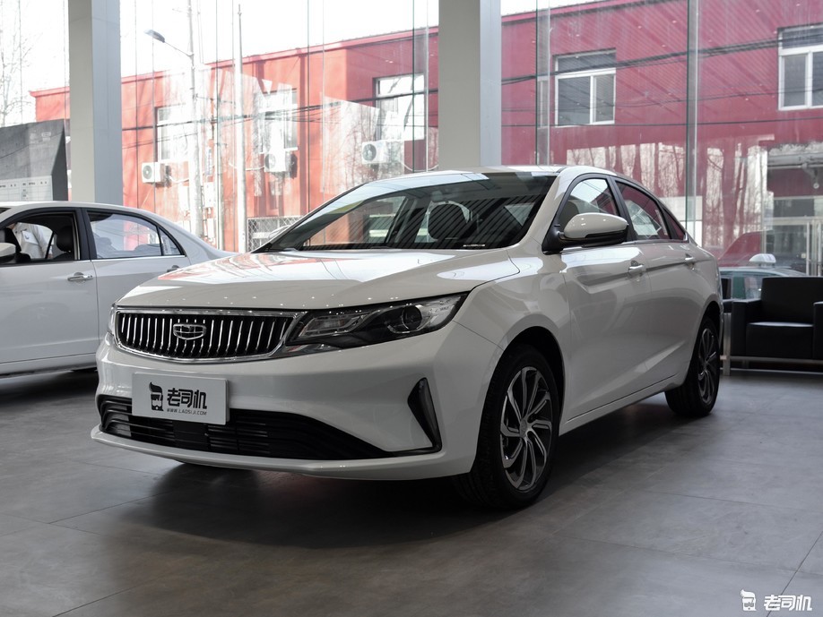 价格配置深得人心 小哥带你一起看吉利帝豪gl